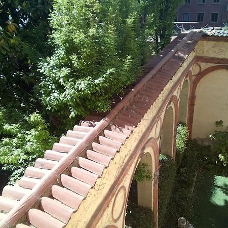 ℒovely & ℰlegant Studio Next To Duomo/Missori มิลาน ภายนอก รูปภาพ