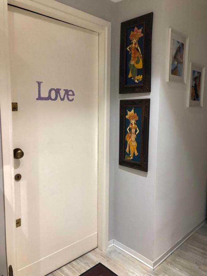 ℒovely & ℰlegant Studio Next To Duomo/Missori มิลาน ภายนอก รูปภาพ