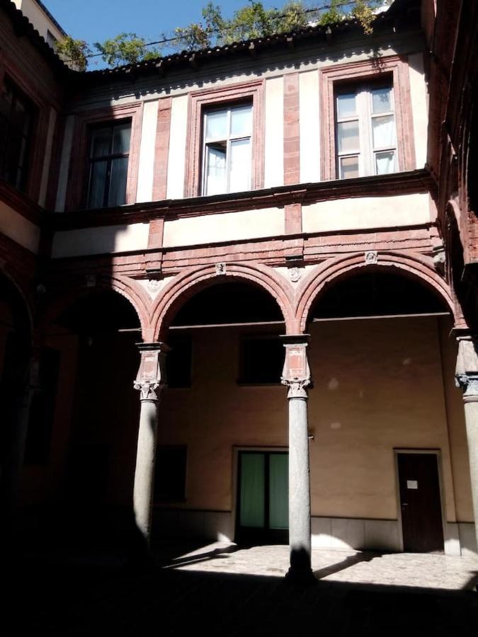 ℒovely & ℰlegant Studio Next To Duomo/Missori Apartment มิลาน ภายนอก รูปภาพ